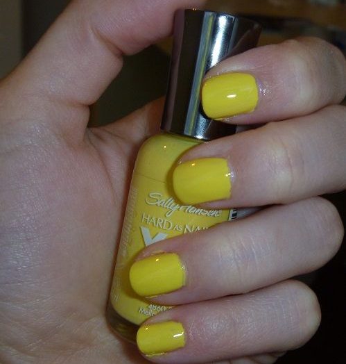 Hard as Nails Xtreme Wear – Mellow Yellow