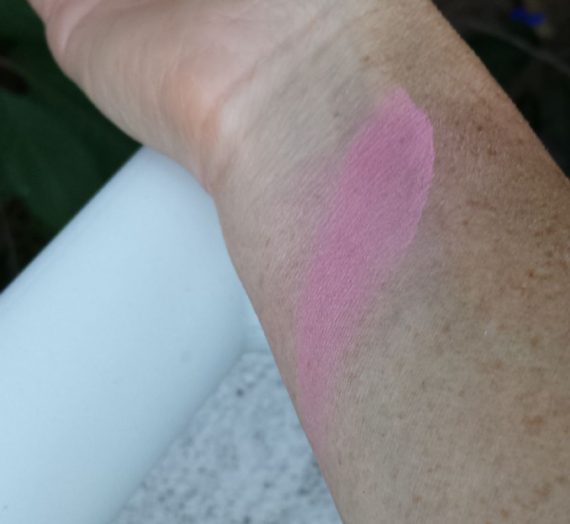 Paris L’Orchidee Rose Highlighting Blush with White Lily