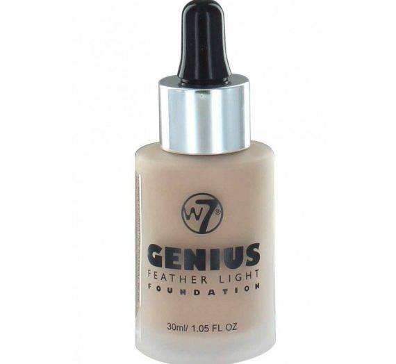 Genius Feather Light Foundation