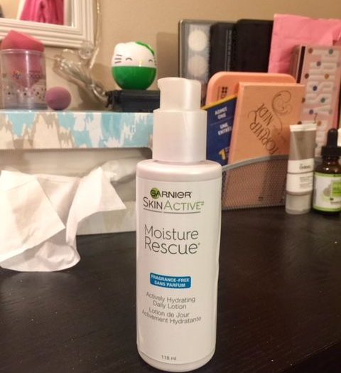 Moisture Rescue Actively Hydrating Daily Lotion SPF 15