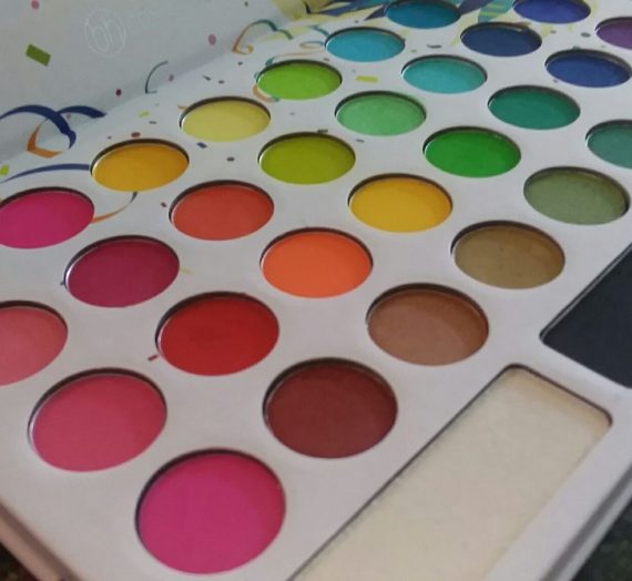 Take Me Back to Brazil 35 Color Pressed Pigment Eyeshadow Palette