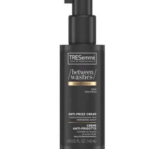 Between Washes Smooth Renew Anti-Frizz Cream