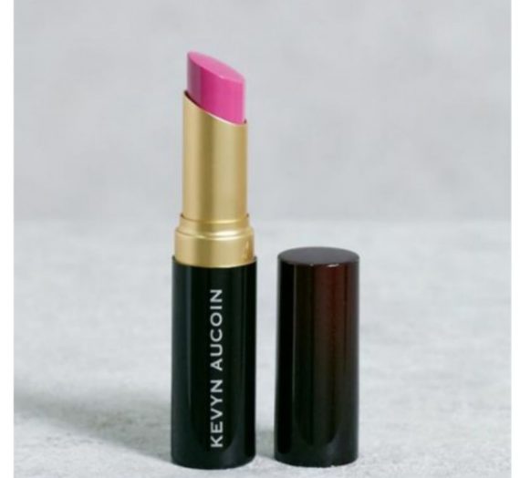 The Matte Lip Color in Resilient