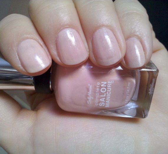 Complete Manicure Naked Ambition