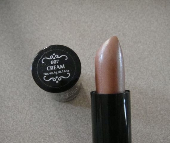 Cream Round Lipstick