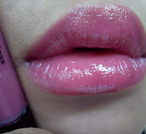 Rich Color Gloss in Pink Raspberry