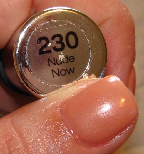 Complete Salon Manicure-Nude Now