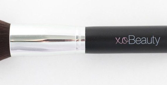 xoBeauty- Flat Top Synthetic Face Brush