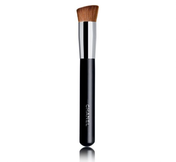2-IN-1 Foundation Brush Fluid and Powder