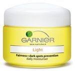 Skin Naturals Light Moisturizing Cream SPF 15