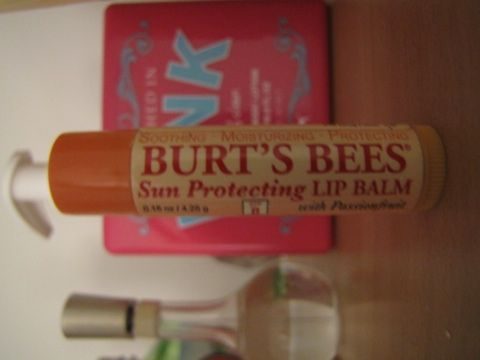 Sun Protecting Lip Balm SPF 8 with Passionfruit