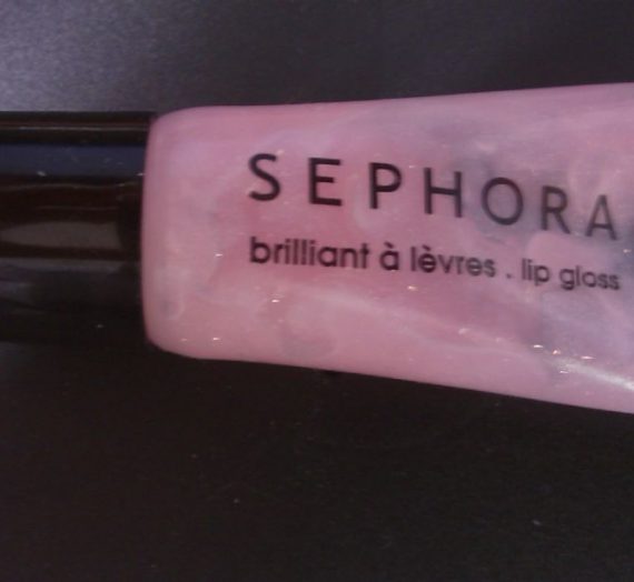 Super Shimmer Lip Gloss in Precious Pink