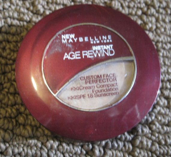 Instant Age Rewind Cream Foundation [DISCONTINUED]