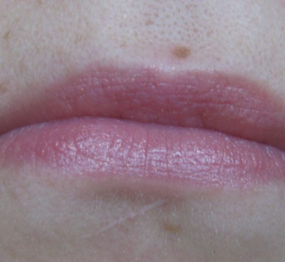 Couleurs Nature – Moisturizing Cream Lipstick