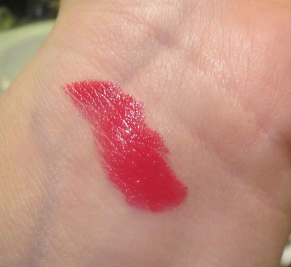 Velvet Touch Lipstick – 158 Yours Forever