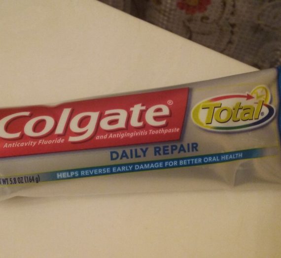 TOTAL Daily Repair Toothpaste