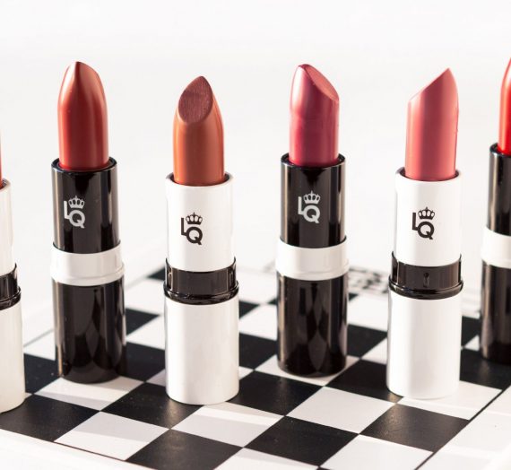 Lipstick Chess