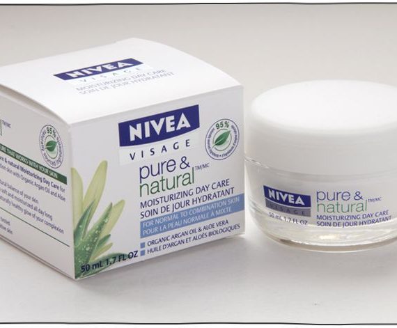 Pure and Natural Moisturizing Day Cream